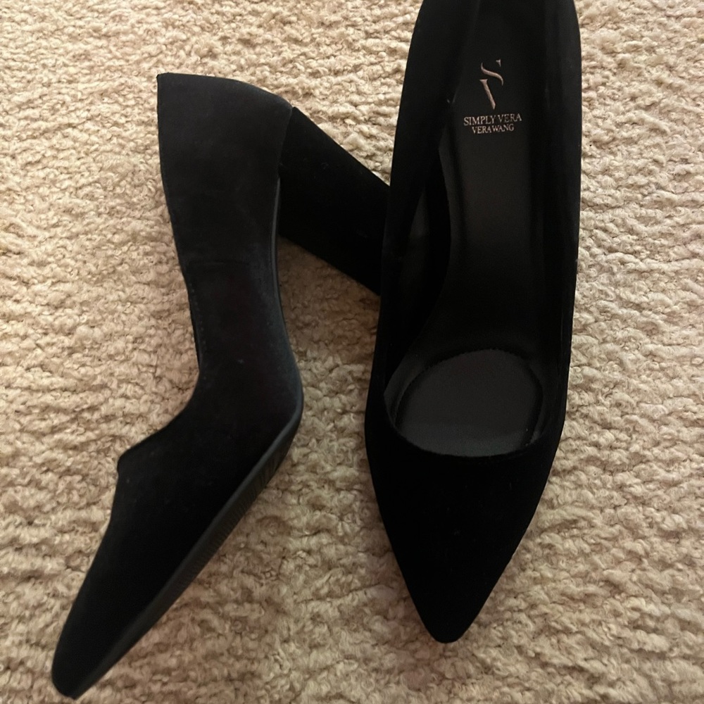 Simply Vera Wang velvet heel
